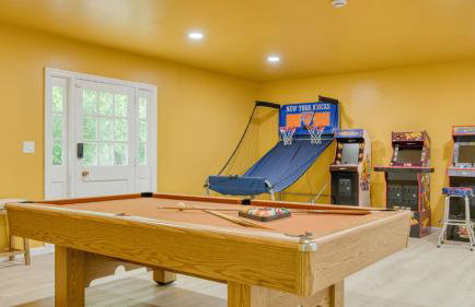 Game Farm Villa by Avantstay 10bdr, Private Pond, Spa, Pool Family-friendly - Foto 9