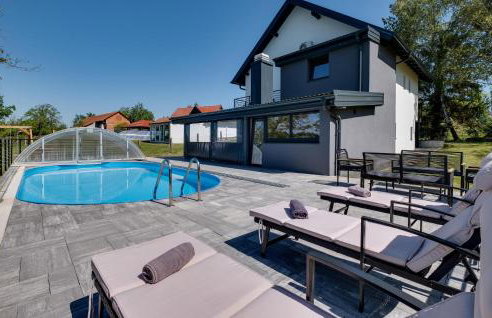 Beautiful Home In Stubicke Toplice - Foto 1