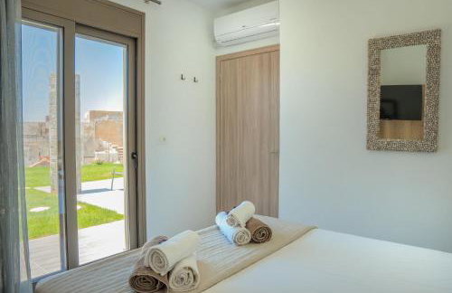 Villa Leandros Premium Suites - Photo 6