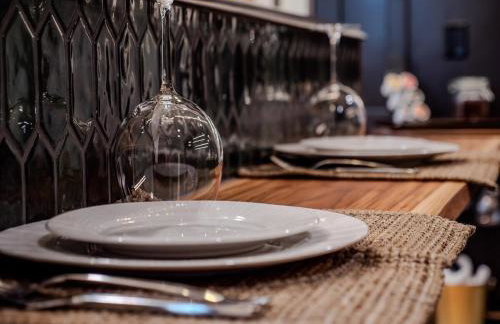 Downtown Boise Sunset Ave Romantic Private Suite - Photo 42