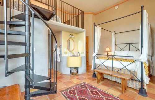 Los Cerrillos Hillside Hacienda on 65 Acres! - Foto 33