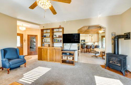 Spacious Beloit Retreat Close to Parks and Trails! - Foto 4