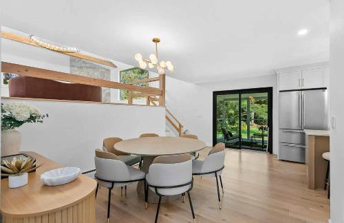 Renovated Retreat with Heated Pool - Foto 12