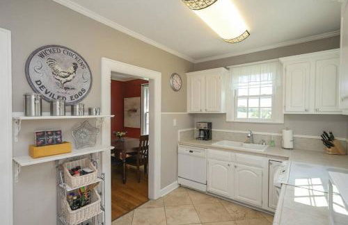 Golf Views, Porch Vibes, 3mi to Broadway! - Foto 22