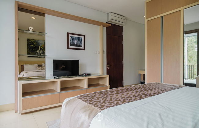 Mentari Hill View 8 BR heated pool and movie room - Photo 11