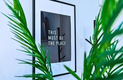 Sparkling Pool Retreat Near Legacy West by Vacation Your Way - Foto 4