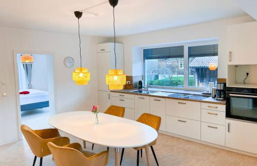 Alb-Suite Family Friendly Premium 2BR Apartment - Photo 7