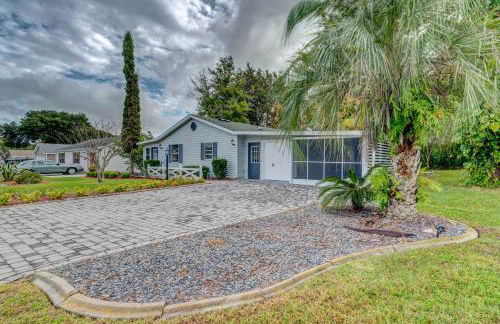 Peaceful Lady Lake Home with Screened-In Porch! - Foto 27