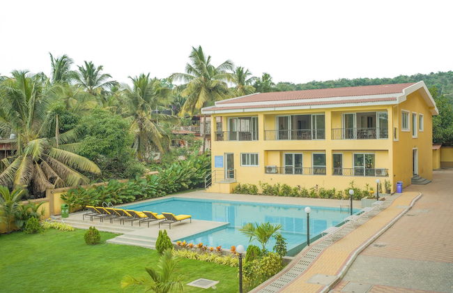Alaya Stays Veera Serina 3 BHK with Pool - Foto 79