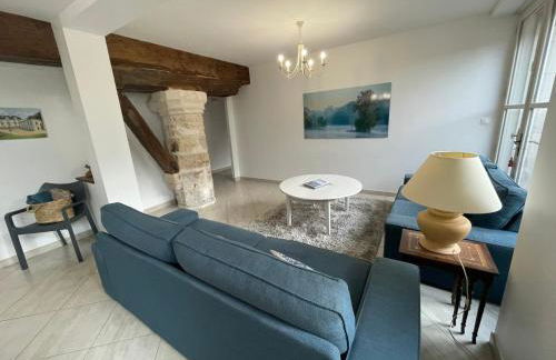 Le Grenier à Sel d'Amboise 5 pers PMR, parking privé, terrasse, maison historique - Foto 13