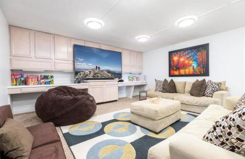 Adventure Retreat Hot Tub, Ping Pong, Close Mtn - Foto 38