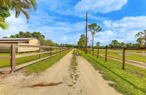 Cozy Palm City Home on 5-Acre Working Farm - Foto 28