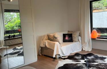 Oli Munich suburb Apartment Garden Balcony - Foto 10