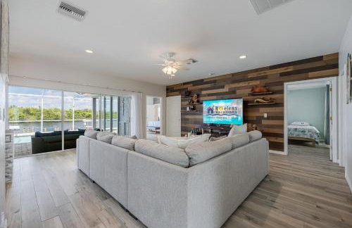 Heaven Found! Stunning River Views & Pool - Villa Island Sunset - Roelens Vacations - Foto 10