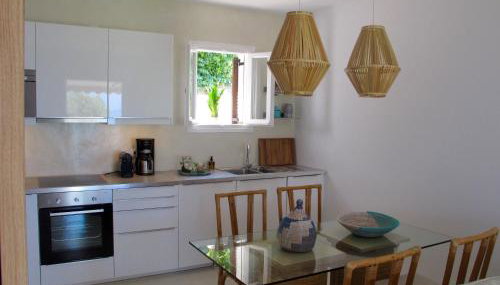 Seafront Calista Beach House With Garden - Foto 5