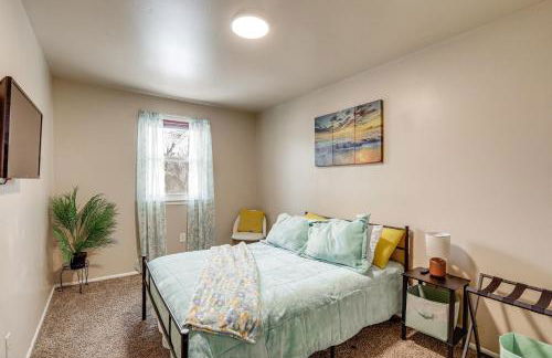 Walk to Mall and Train Station! Philly Suburb Stay - Foto 14