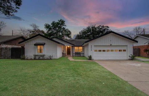 Spring Branch Paradise 4-BD Backyard Pool Oasis - Foto 41