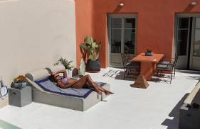 Pink Freud Villas Santorini - Photo 19