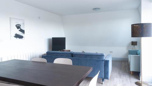 Newly Refurbished 2 bed with Fantastic View - Foto 5