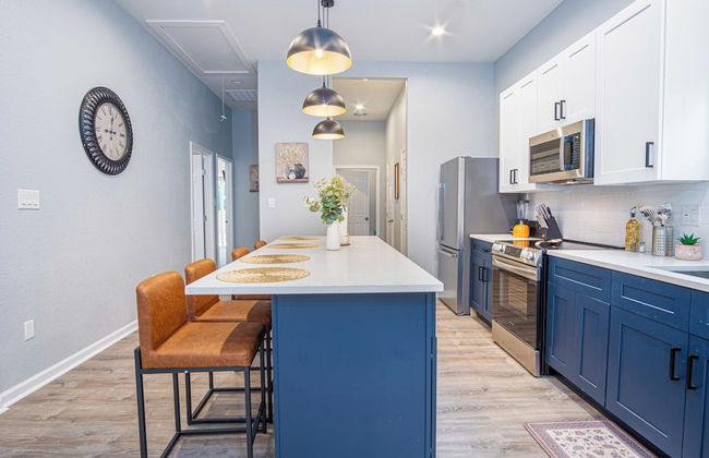 Experience Convenience w/ 4br/3ba Near Alamodome - Foto 13