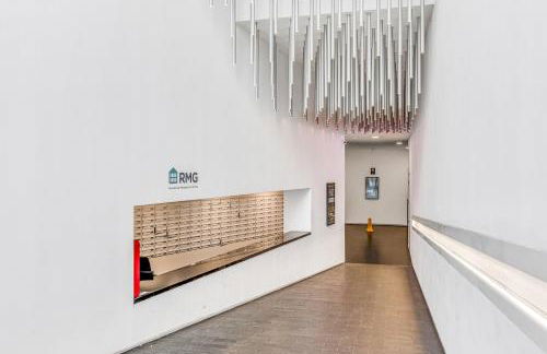 Heart of City, Centre Point Luxury Apartment - Foto 4