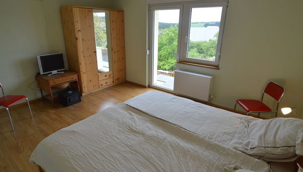 Lovely Holiday Home in Stipshausen With Terrace - Foto 5, Habitación