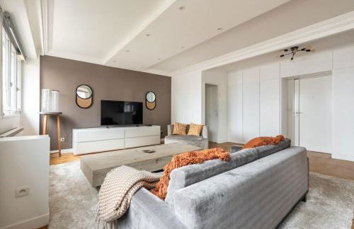 Spacieux et confortable avec vue Tour Eiffel - Foto 12