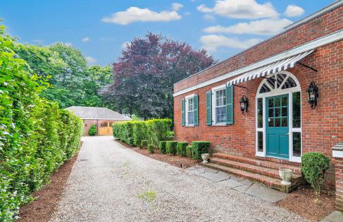 Private Resort Mansion with Pool - Foto 33