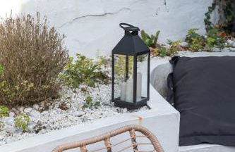 Charming & Spacious 2 BR Home - Photo 26