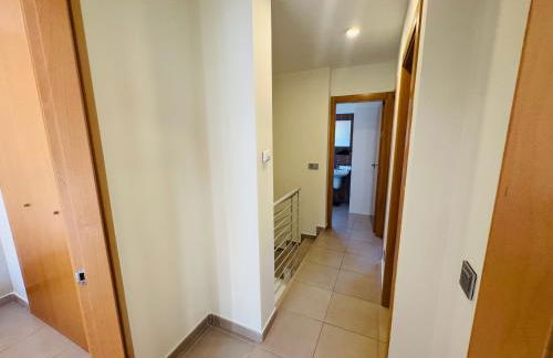 Calpe Casa adosada entorno playa y montaña tranquilidad relax jacuzzi piscina wifi aire jardin barbacoa y parking - Foto 21