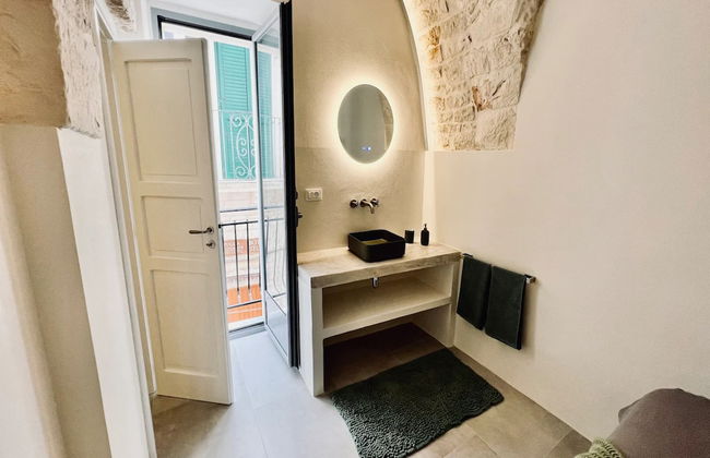 Tiny Townhouse In The Historic Centre - Photo 22