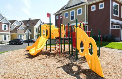 BRAND NEW 3 bedroom near DISNEY / Wi-Fi / Parking - Foto 54