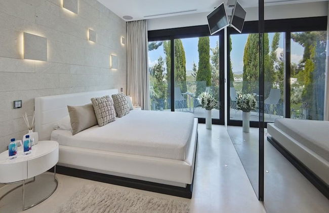 Striking Villa With Terraced Garden - Foto 6