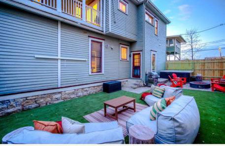 Bourbon Trail Duplex~ HOT TUB~ Walk to Downtown - Foto 38