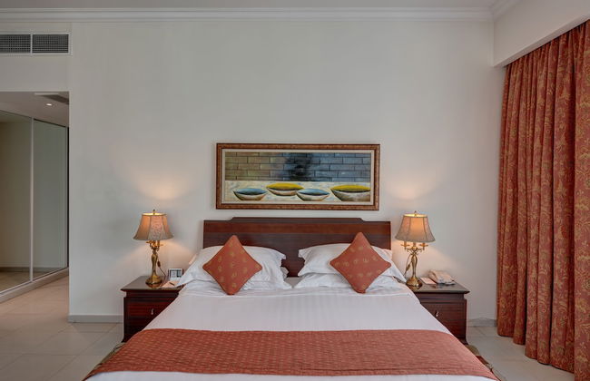 Marina Hotel Apartments - Photo 13