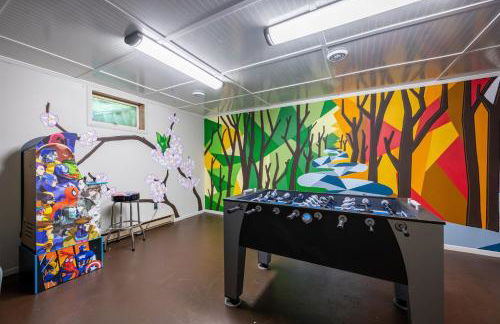 Secluded Home Walk to Marina GameRoom & HotTub - Foto 39