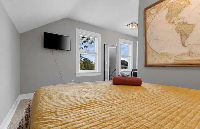 Lazy River Villa - Hottub Fenced Yard Sleeps 11 - Foto 23