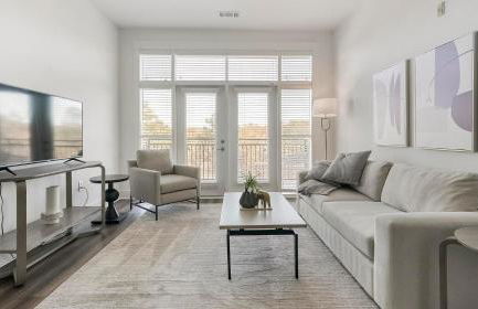 Landing Modern 2BD Gym Rooftop Lounge - Foto 1