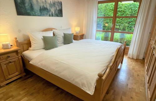 Ferienwohnungen Alpentraum - Tiefengrün und Tiefenblau - Photo 10