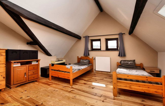 Pleasant Holiday Home in Erezée Ardennes with Hot Tub, Sauna - Photo 7