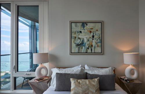 Lux Apts with Lake Views and Top Amenities - Foto 59