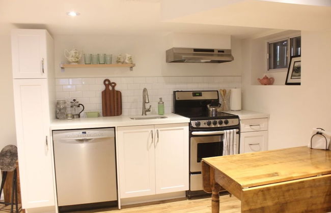 Applewood Suites - Danforth Basement - Foto 7