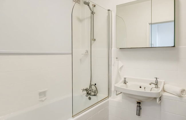 Fresh Sea Air and Endless Views at Twilight Tide - Photo 13