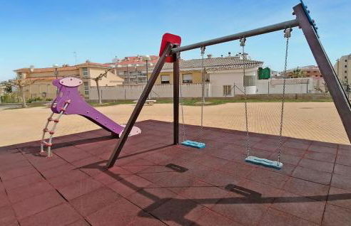 3 Bedroom Cozy Home In Peñíscola - Photo 18