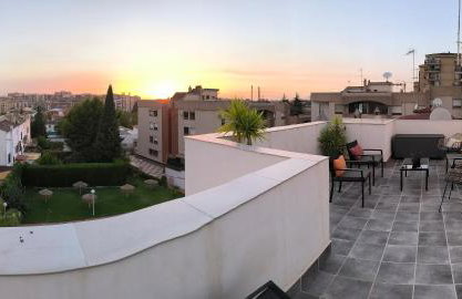 Casa con jardín, aparcamiento - Photo 44