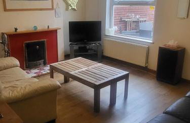 Easton's Little Secret - Foto 1