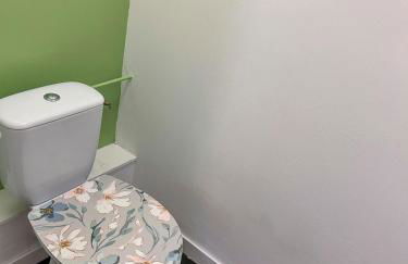 Appartement avec 2 chambres Jardin privé parking gratuit - Foto 9