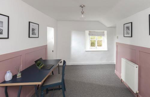 Hurst Cottage - Photo 15