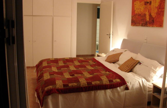 Villa With Private Beach - Photo 2