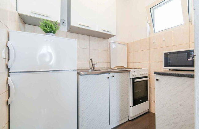 Maki Apartments - Photo 21